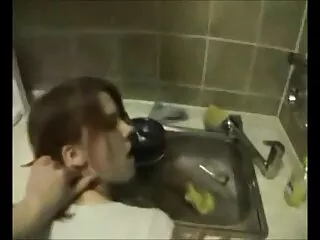 Leanna Sweet juega con su amante y le da un masaje videos x sub español