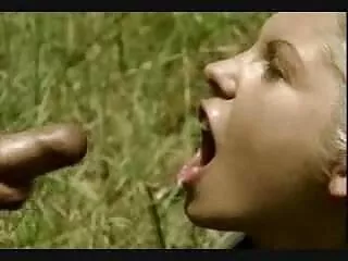 Sexo en videos x sub español la guardería